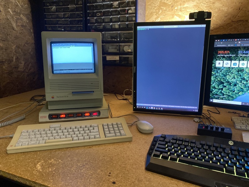 Mac SE/30 Work From Home Setup